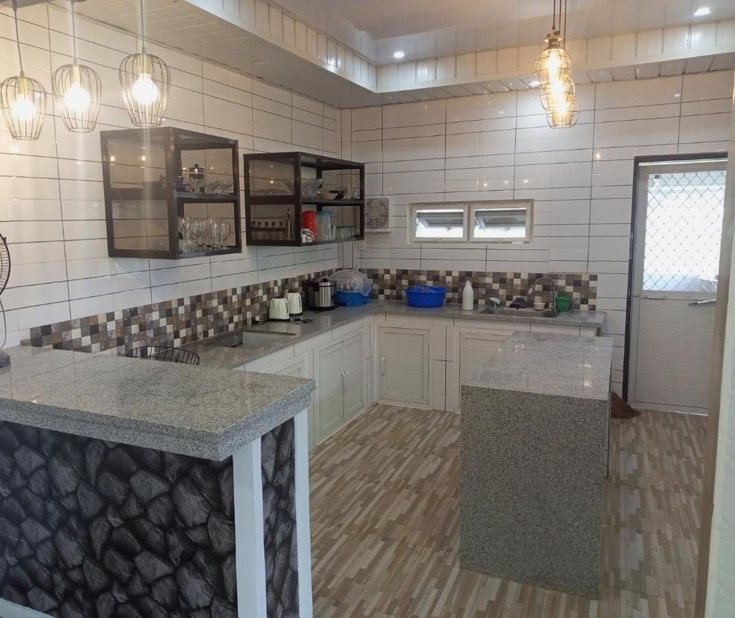 Villa Casa Camba, Barangay Bued 알라미노스 외부 사진