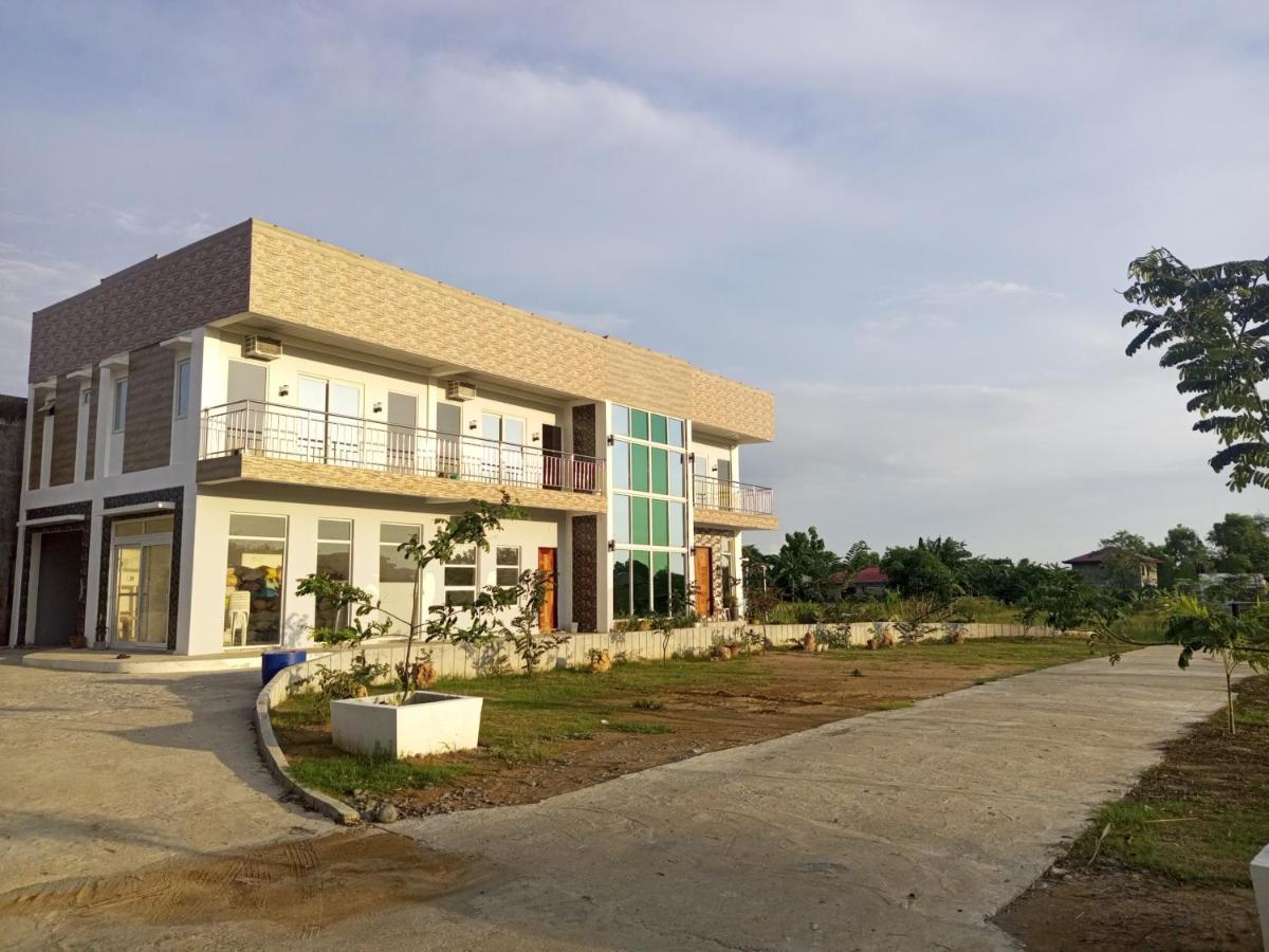Villa Casa Camba, Barangay Bued 알라미노스 외부 사진